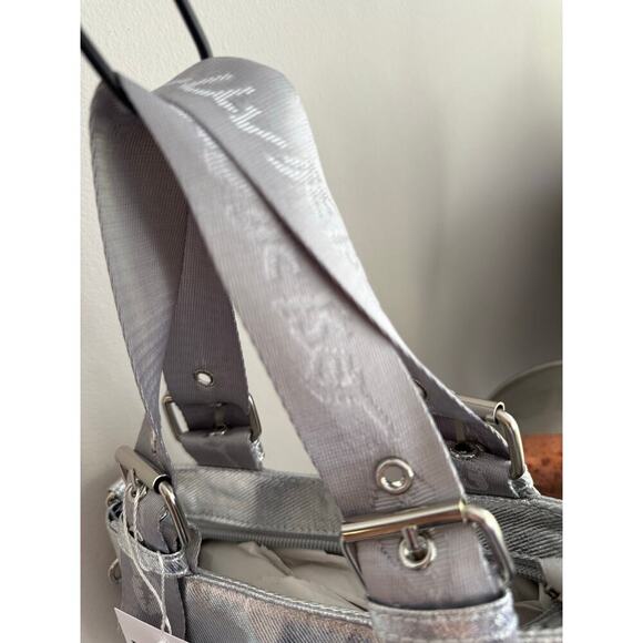 Betsey Johnson Silver Metallic Black Heart Handbag Purse - Picture 4 of 6